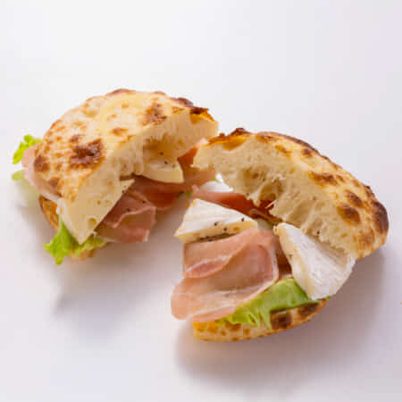 生ハムカマンベールサンドセット｜美濃加茂でピザ・ハンバーガーのデリバリー・テイクアウトならpizza&burger ミツボシ 美濃加茂店